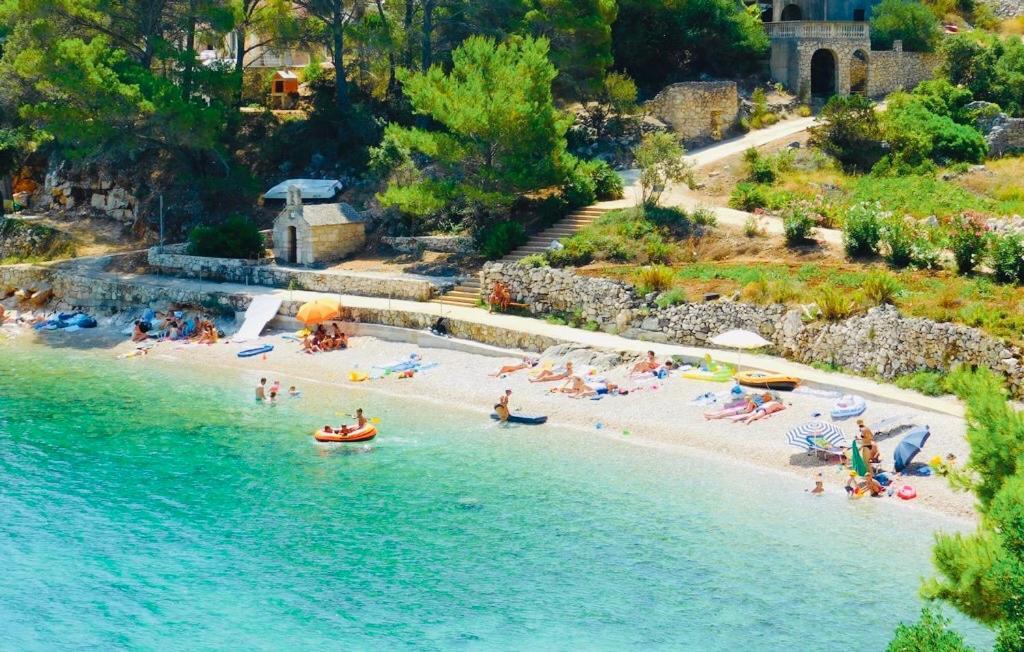 Hvar Vila