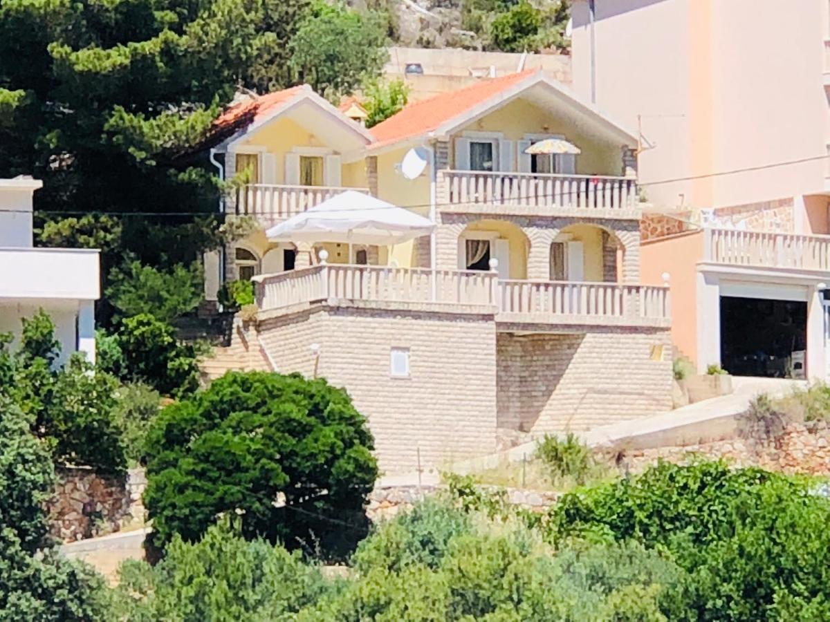 Hvar